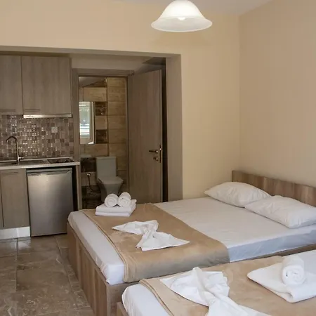 Olympic Coast Olympiakí Aktí